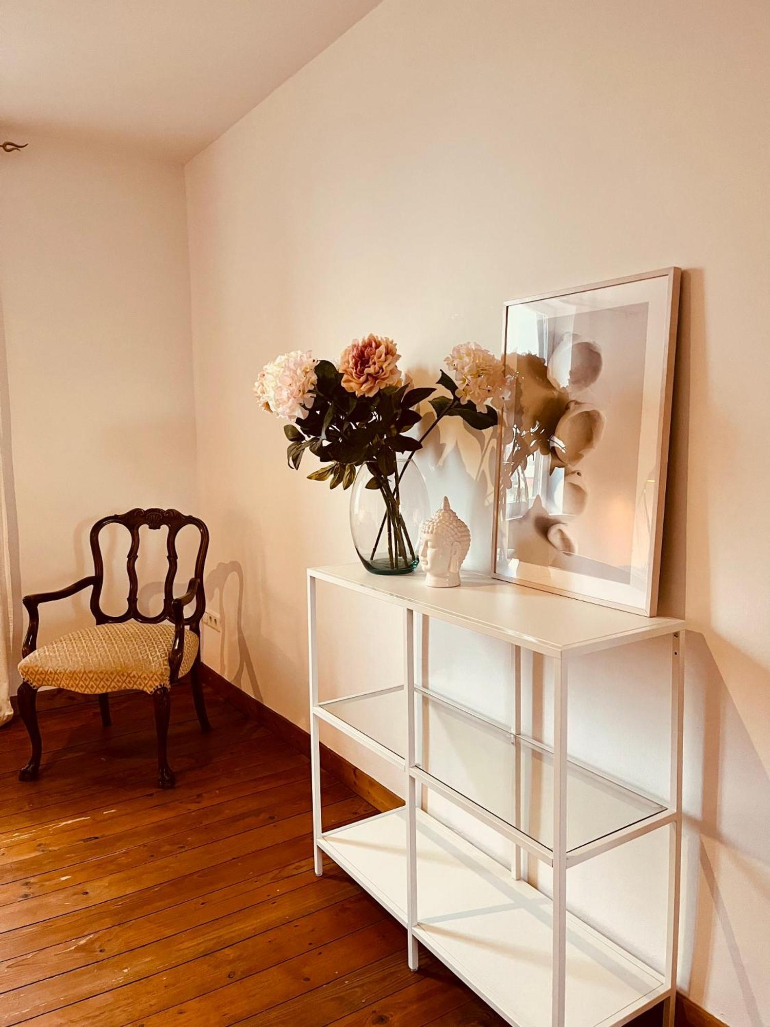 B E D & A G E D E S I G N -Extra Large- Wunderschoene Komplette Wohnung Mit Viel Platz & 4 Schlafzimmer B E D & A G E D E S I G N -Small- Wunderschoenes Zimmer Mit Bad Rechnungserstellung Fuer Geschaeftsreisende & Firmen Hünxe Exteriör bild