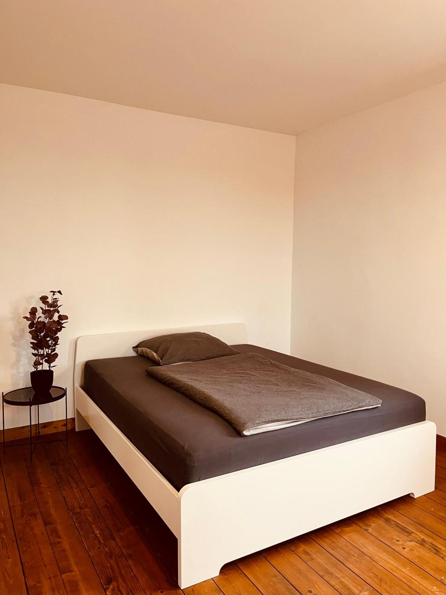 B E D & A G E D E S I G N -Extra Large- Wunderschoene Komplette Wohnung Mit Viel Platz & 4 Schlafzimmer B E D & A G E D E S I G N -Small- Wunderschoenes Zimmer Mit Bad Rechnungserstellung Fuer Geschaeftsreisende & Firmen Hünxe Exteriör bild
