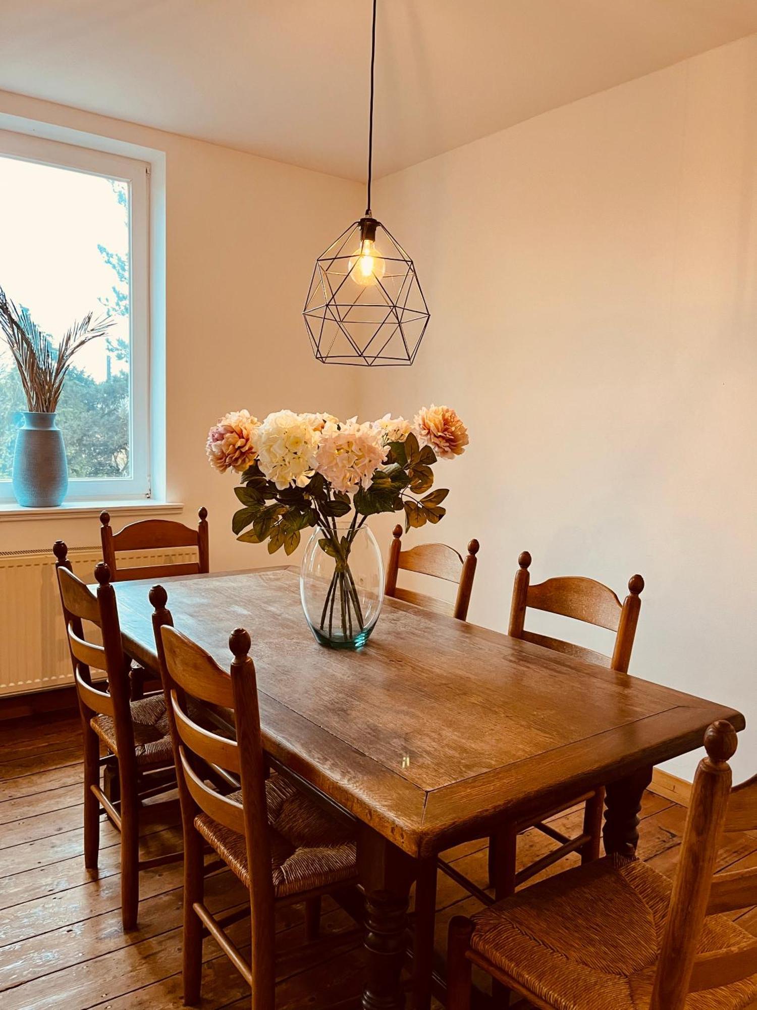 B E D & A G E D E S I G N -Extra Large- Wunderschoene Komplette Wohnung Mit Viel Platz & 4 Schlafzimmer B E D & A G E D E S I G N -Small- Wunderschoenes Zimmer Mit Bad Rechnungserstellung Fuer Geschaeftsreisende & Firmen Hünxe Exteriör bild