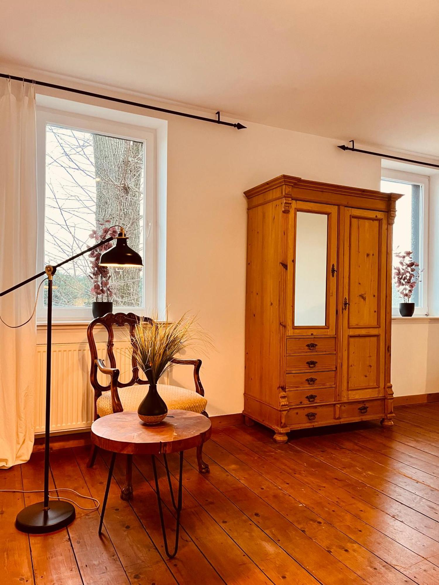 B E D & A G E D E S I G N -Extra Large- Wunderschoene Komplette Wohnung Mit Viel Platz & 4 Schlafzimmer B E D & A G E D E S I G N -Small- Wunderschoenes Zimmer Mit Bad Rechnungserstellung Fuer Geschaeftsreisende & Firmen Hünxe Exteriör bild